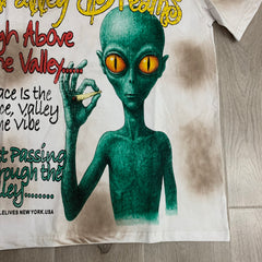 Stained‑Wash White Valley Dreams Alien Graphic Oversized Unisex T‑Shirt