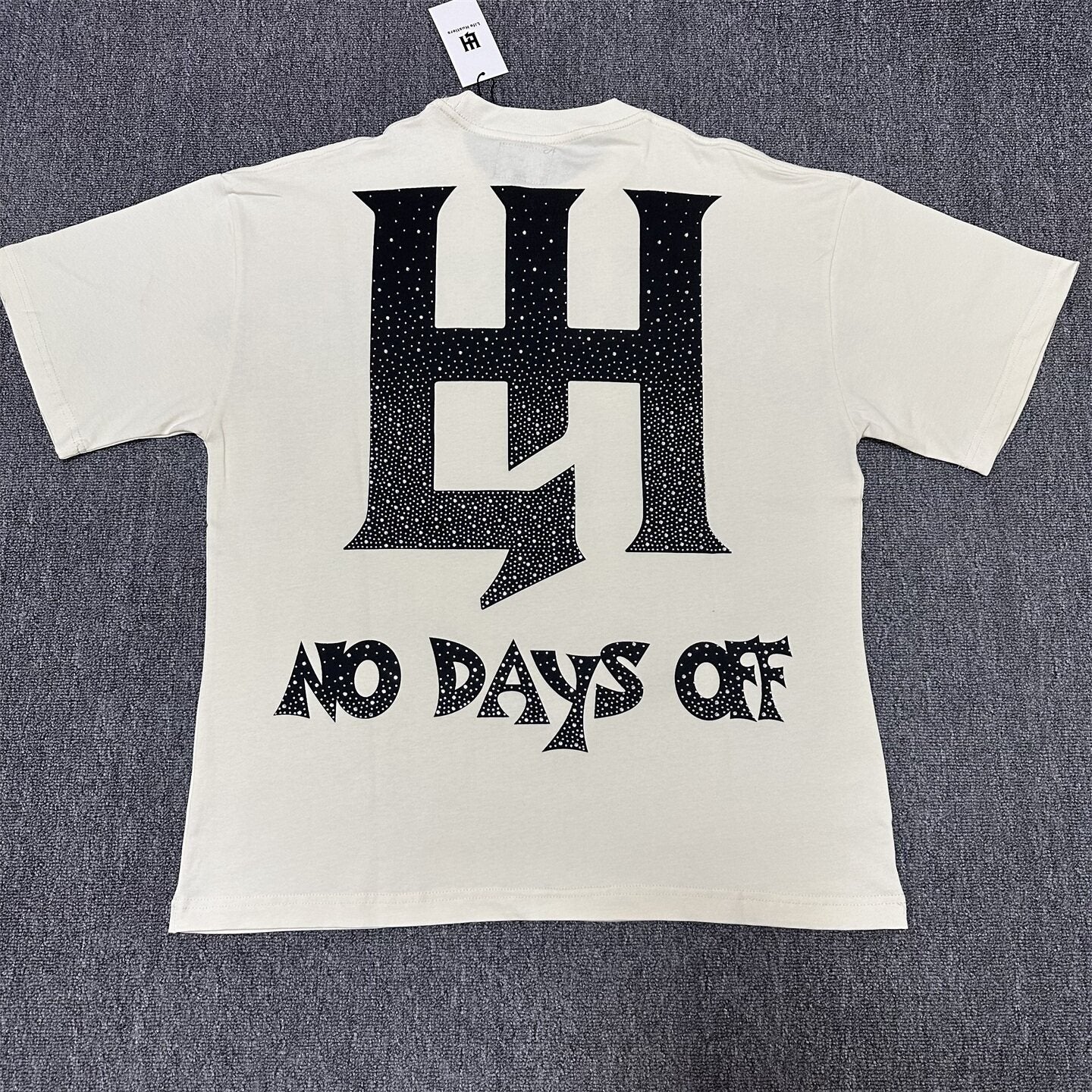White Graphic Streetwear T-Shirt | Oversized Vintage Tee
