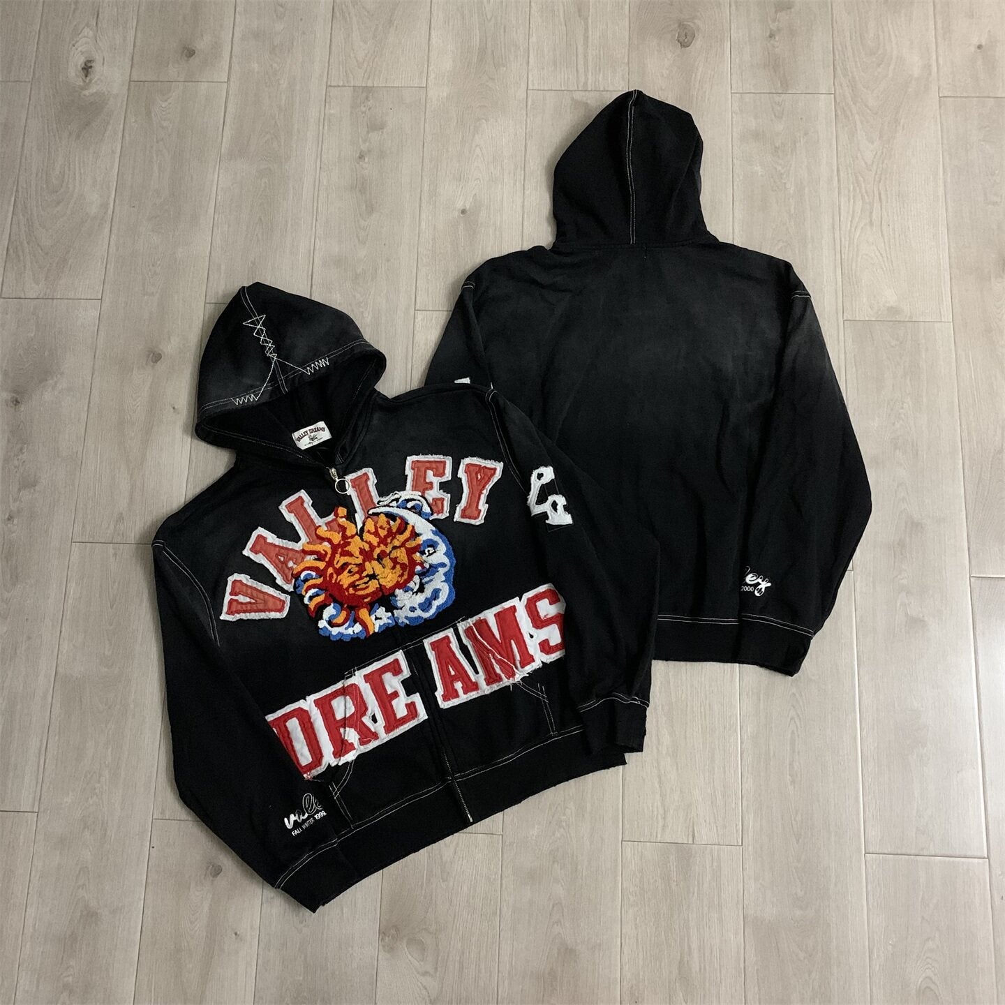 Black Sun‑Graphic Valley Dreams Zip‑Up Hoodie Unisex Oversized Jacket