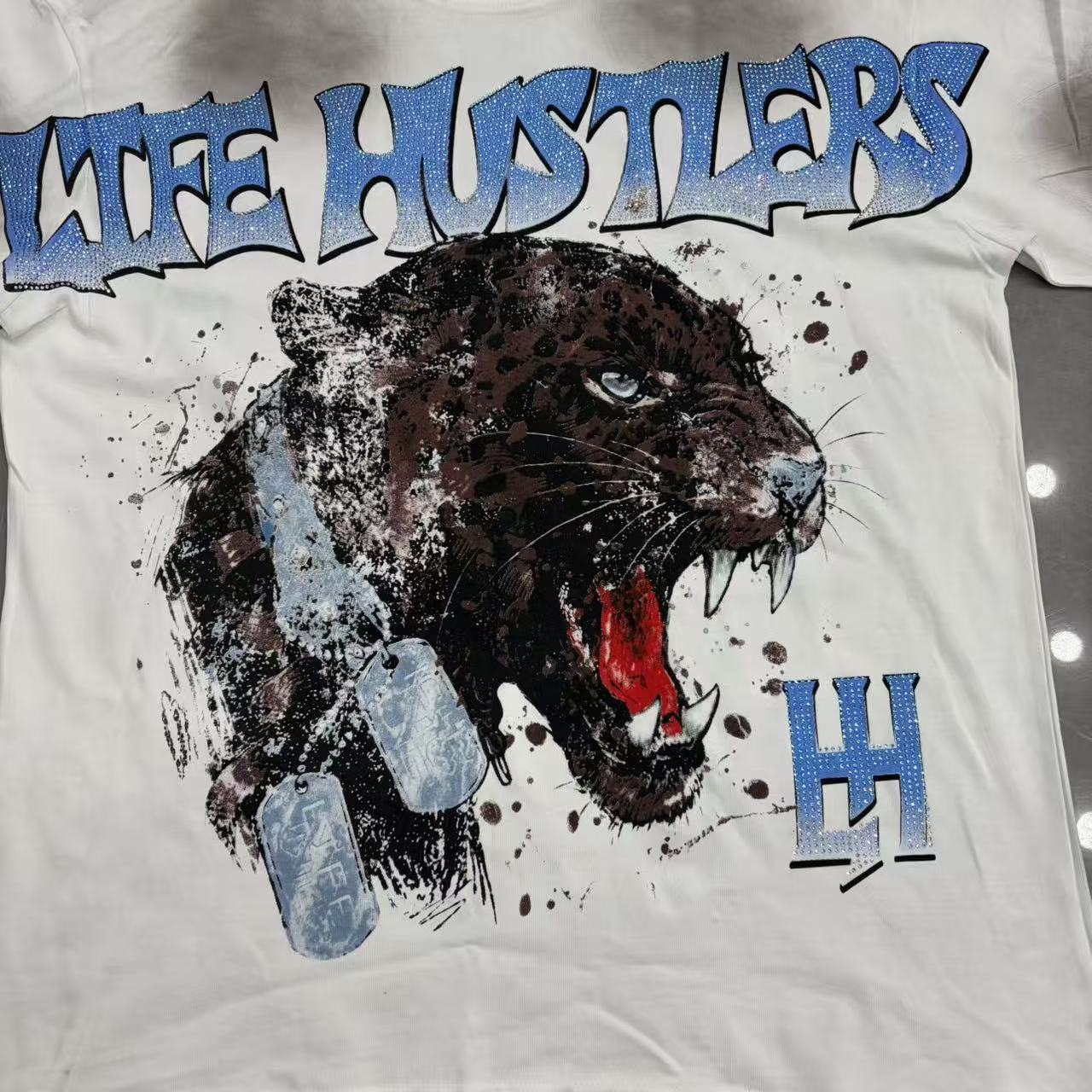 Smudge‑Wash Panther Graphic Oversized Unisex T‑Shirt