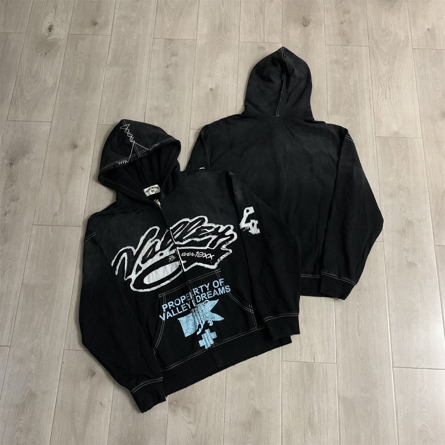 Black Graffiti‑Print Valley Dreams Zip‑Up Hoodie Unisex Oversized Jacket