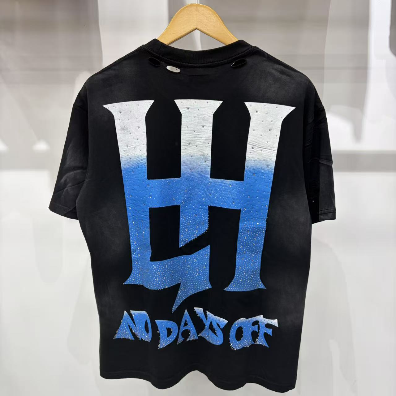 Vintage Blindfolded Angel Graphic Oversized Unisex T‑Shirt