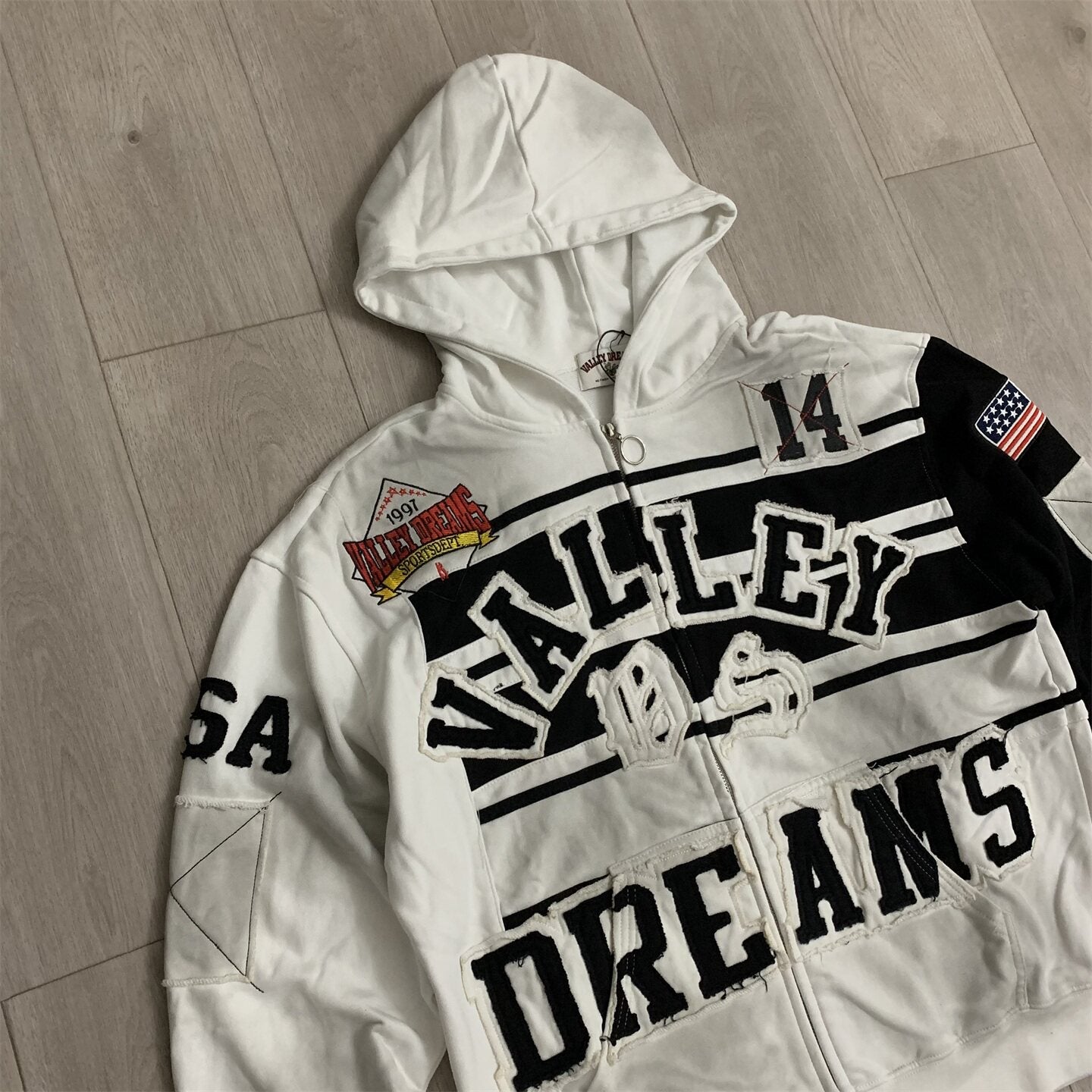 White‑Black Color‑Block Striped Valley Dreams Zip‑Up Hoodie Unisex Oversized Jacket